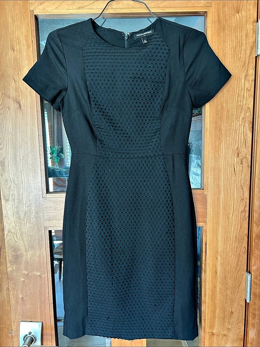 Banana Republic Black Textured Knee Length Dress Size Small